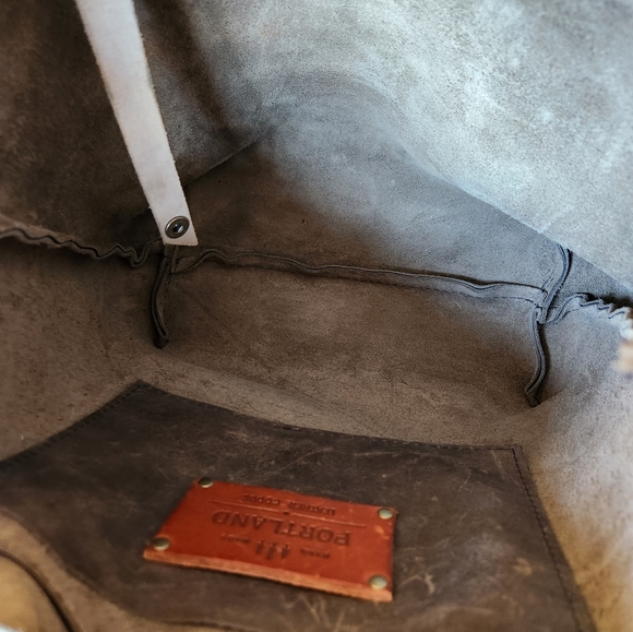 EUC Portland Leather Goods Medium Gray Tote with Tan Handles - Picture 8 of 9